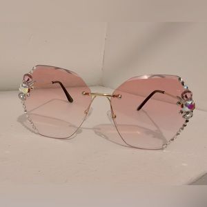 Oversized Rhinestone Bling Sunglasses Square Gradient Pink Lenses Gold Wireless